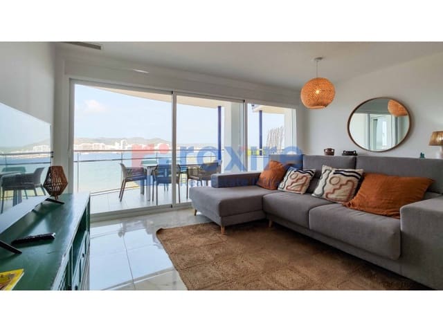 3 bedroom Flat for rent in Cala d'en Bou, San Jose / Sant Josep de Sa Talaia with pool garage - € 3,900 (Ref: 9778030)