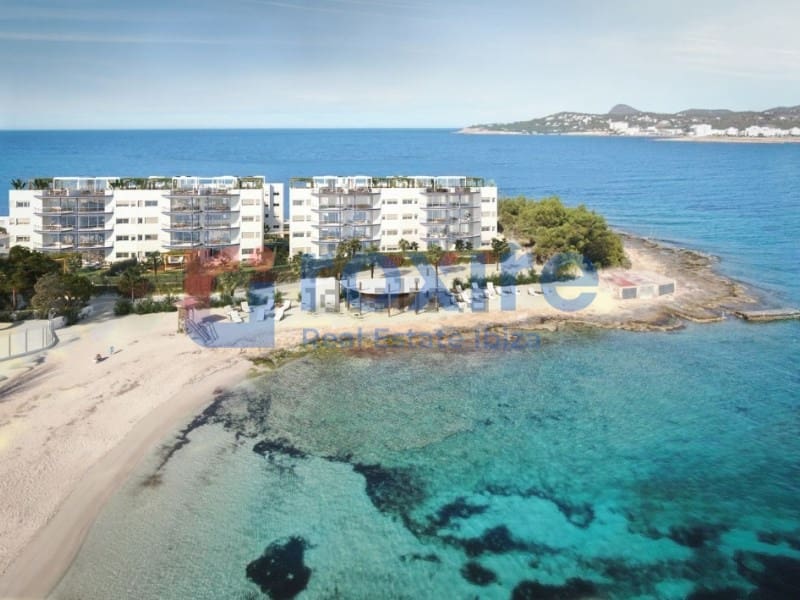 3 bedroom Flat for rent in Cala d'en Bou with pool garage - € 3,900 (Ref: 9778030)