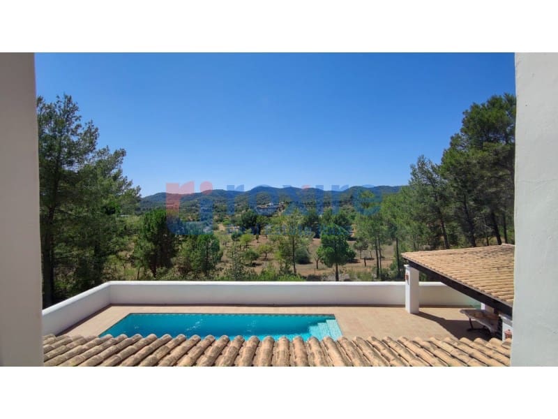 4 makuuhuone Huvila vuokrattavana paikassa Sant Antoni de Portmany mukana uima-altaan 
autotalli - 10 000 € (Ref: 9778031)