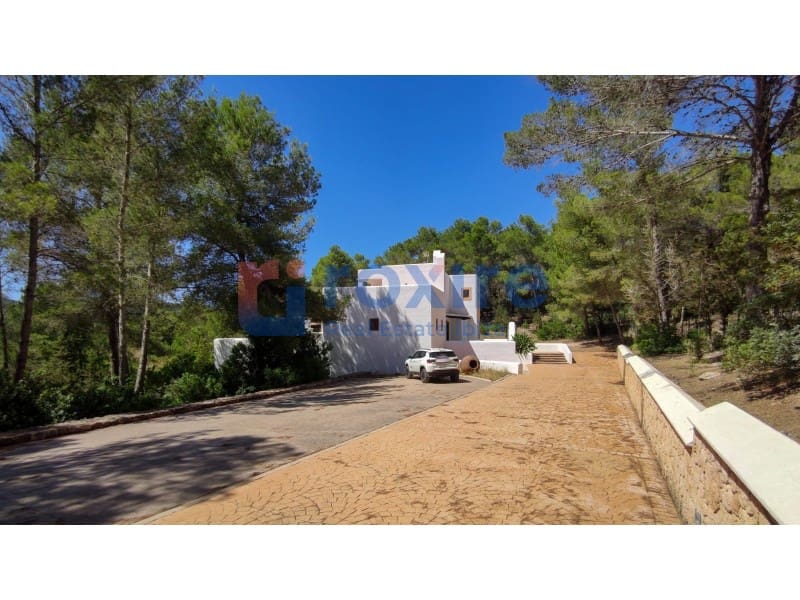 4 makuuhuone Huvila vuokrattavana paikassa Sant Antoni de Portmany mukana uima-altaan 
autotalli - 10 000 € (Ref: 9778031)