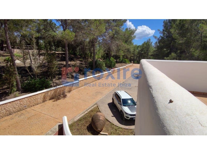 4 makuuhuone Huvila vuokrattavana paikassa Sant Antoni de Portmany mukana uima-altaan 
autotalli - 10 000 € (Ref: 9778031)