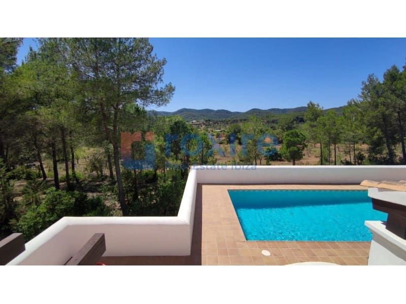 4 makuuhuone Huvila vuokrattavana paikassa Sant Antoni de Portmany mukana uima-altaan 
autotalli - 10 000 € (Ref: 9778031)