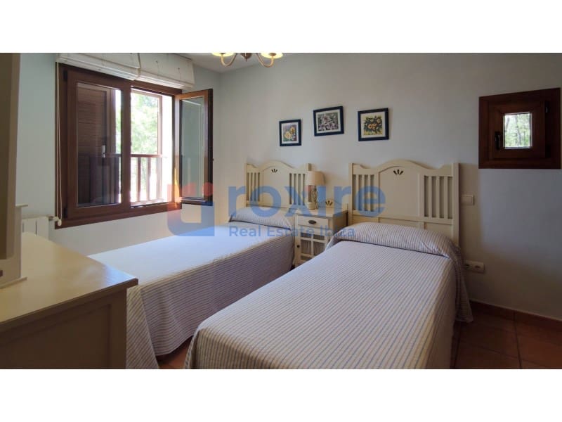 4 makuuhuone Huvila vuokrattavana paikassa Sant Antoni de Portmany mukana uima-altaan 
autotalli - 10 000 € (Ref: 9778031)