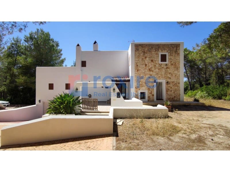 4 makuuhuone Huvila vuokrattavana paikassa Sant Antoni de Portmany mukana uima-altaan 
autotalli - 10 000 € (Ref: 9778031)