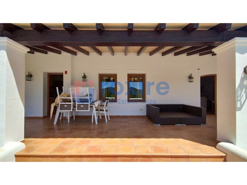 4 makuuhuone Huvila vuokrattavana paikassa Sant Antoni de Portmany mukana uima-altaan 
autotalli - 10 000 € (Ref: 9778031)