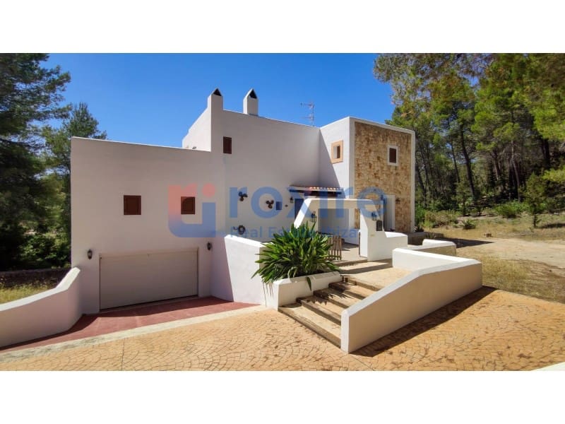 4 makuuhuone Huvila vuokrattavana paikassa Sant Antoni de Portmany mukana uima-altaan 
autotalli - 10 000 € (Ref: 9778031)