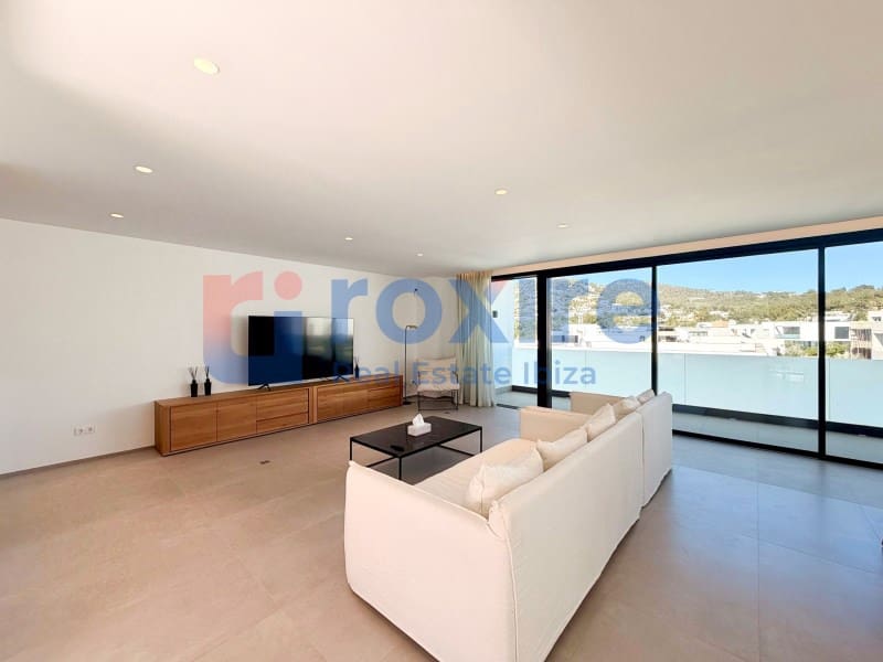 5 sovrum Radhus till salu i Nuestra Senora de Jesus med pool garage - 2 700 000 € (Ref: 9778034)