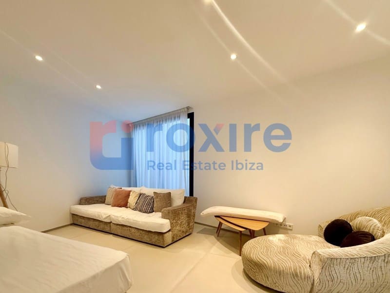 5 sovrum Radhus till salu i Nuestra Senora de Jesus med pool garage - 2 700 000 € (Ref: 9778034)