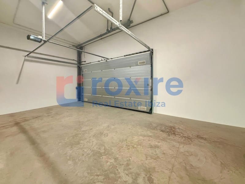 5 sovrum Radhus till salu i Nuestra Senora de Jesus med pool garage - 2 700 000 € (Ref: 9778034)