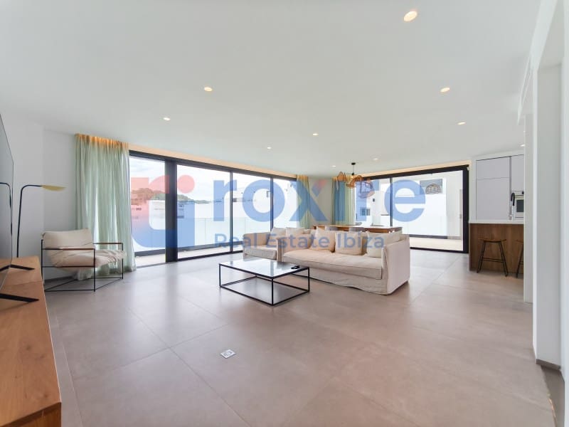 5 chambre Villa/Maison Mitoyenne à vendre à Nuestra Senora de Jesus avec piscine garage - 2 700 000 € (Ref: 9778034)
