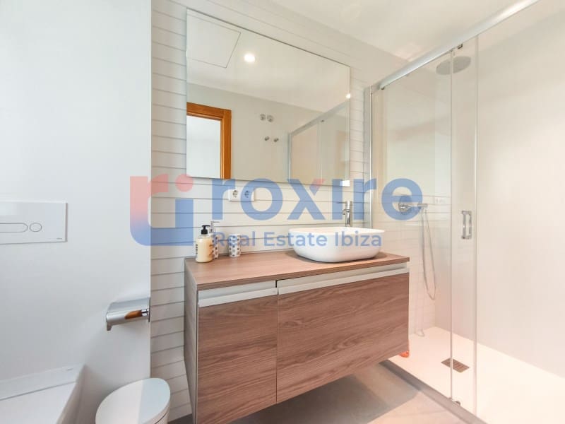 5 chambre Villa/Maison Mitoyenne à vendre à Nuestra Senora de Jesus avec piscine garage - 2 700 000 € (Ref: 9778034)