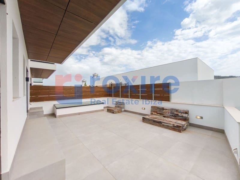 5 chambre Villa/Maison Mitoyenne à vendre à Nuestra Senora de Jesus avec piscine garage - 2 700 000 € (Ref: 9778034)