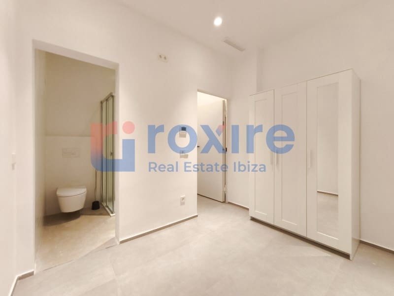 5 chambre Villa/Maison Mitoyenne à vendre à Nuestra Senora de Jesus avec piscine garage - 2 700 000 € (Ref: 9778034)