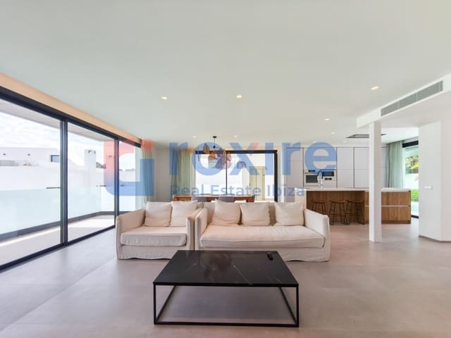 5 slaapkamer Rijtjeshuis te koop in Nuestra Señora de Jesus, Santa Eulalia / Santa Eularia met zwembad garage - € 2.700.000 (Ref: 9778034)