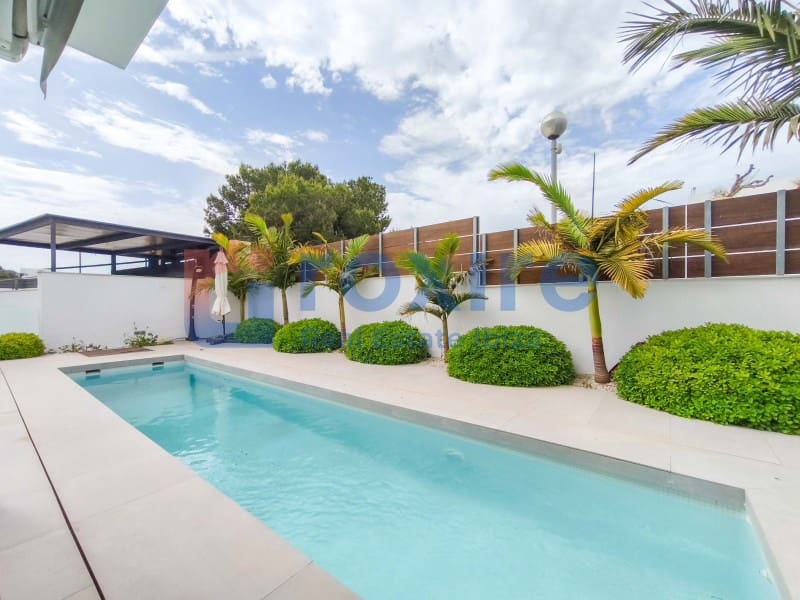 5 chambre Villa/Maison Mitoyenne à vendre à Nuestra Senora de Jesus avec piscine garage - 2 700 000 € (Ref: 9778034)
