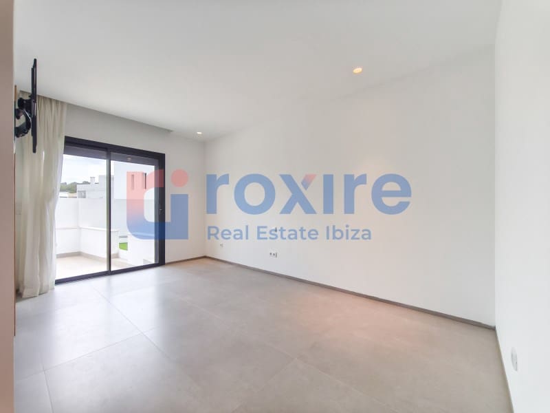 5 chambre Villa/Maison Mitoyenne à vendre à Nuestra Senora de Jesus avec piscine garage - 2 700 000 € (Ref: 9778034)