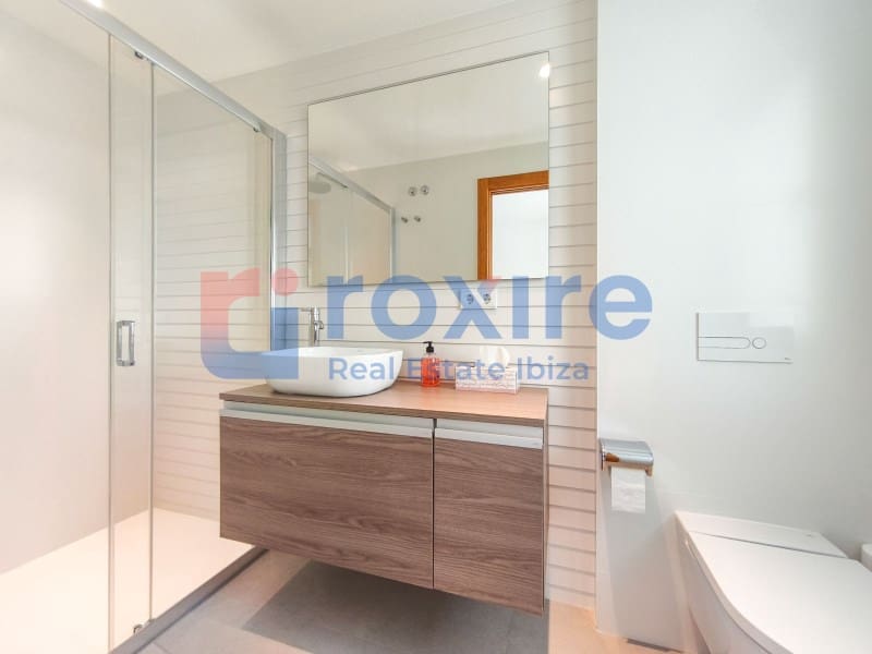 5 chambre Villa/Maison Mitoyenne à vendre à Nuestra Senora de Jesus avec piscine garage - 2 700 000 € (Ref: 9778034)