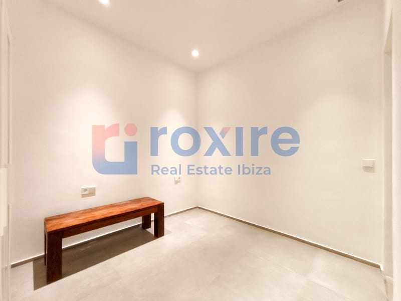 5 chambre Villa/Maison Mitoyenne à vendre à Nuestra Senora de Jesus avec piscine garage - 2 700 000 € (Ref: 9778034)
