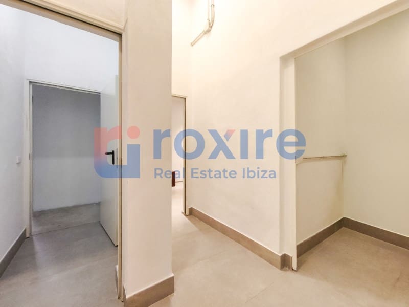 5 chambre Villa/Maison Mitoyenne à vendre à Nuestra Senora de Jesus avec piscine garage - 2 700 000 € (Ref: 9778034)