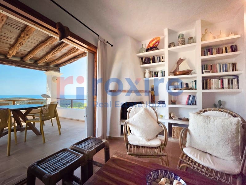 Villa/Maison de 6 chambres à louer à Es Cubells avec piscine - 12 000 € (Ref: 9778037)