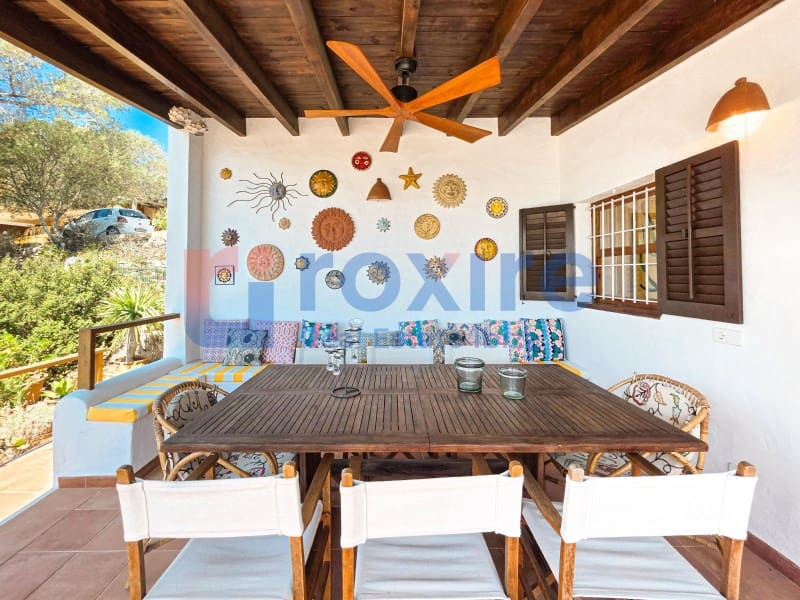 Villa/Maison de 6 chambres à louer à Es Cubells avec piscine - 12 000 € (Ref: 9778037)