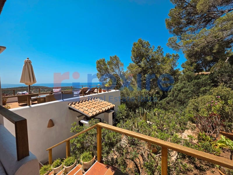 Villa/Maison de 6 chambres à louer à Es Cubells avec piscine - 12 000 € (Ref: 9778037)