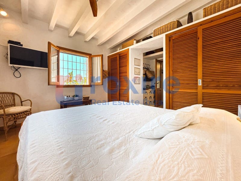 Villa/Maison de 6 chambres à louer à Es Cubells avec piscine - 12 000 € (Ref: 9778037)