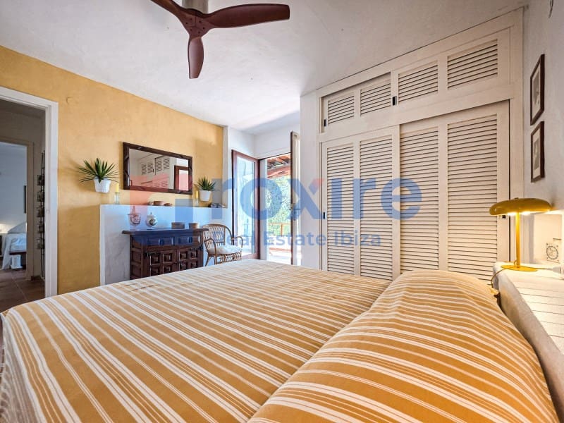 Villa/Maison de 6 chambres à louer à Es Cubells avec piscine - 12 000 € (Ref: 9778037)