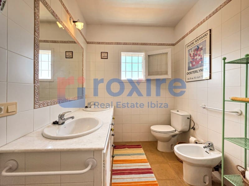 Villa/Maison de 6 chambres à louer à Es Cubells avec piscine - 12 000 € (Ref: 9778037)