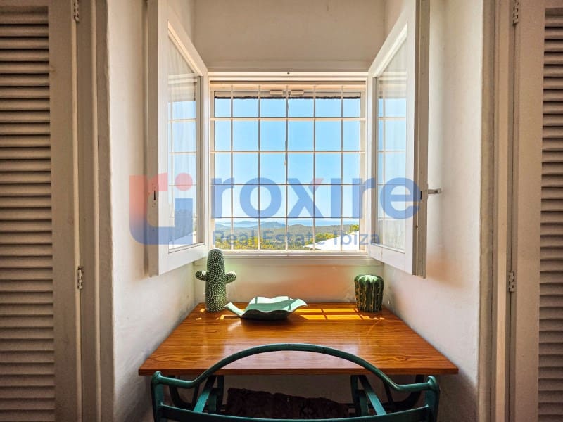 Villa/Maison de 6 chambres à louer à Es Cubells avec piscine - 12 000 € (Ref: 9778037)