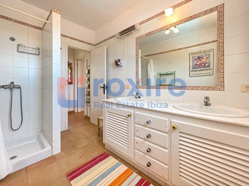 Villa/Maison de 6 chambres à louer à Es Cubells avec piscine - 12 000 € (Ref: 9778037)