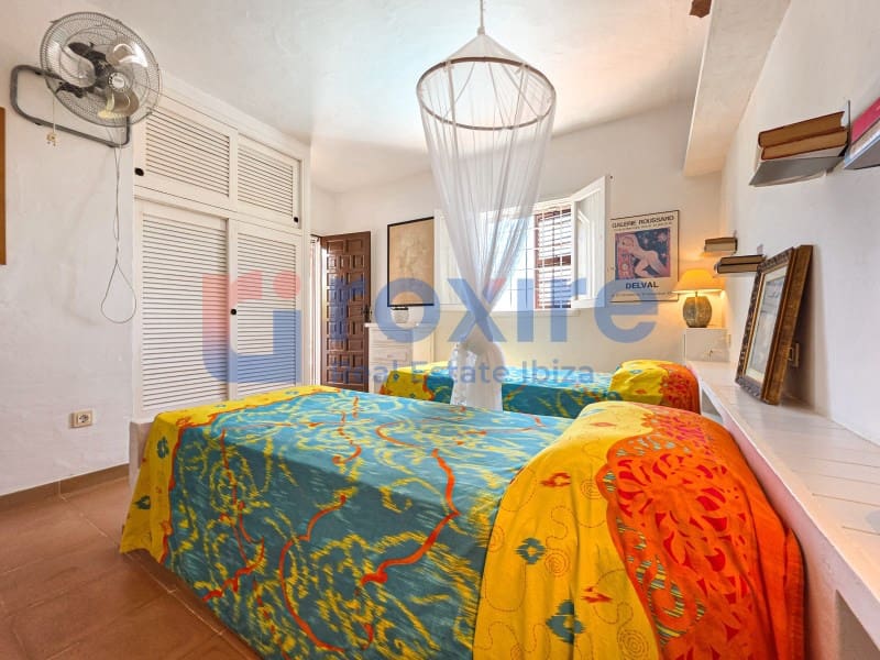 Villa/Maison de 6 chambres à louer à Es Cubells avec piscine - 12 000 € (Ref: 9778037)