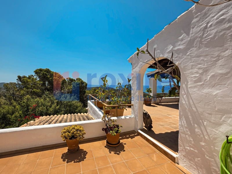 Villa/Maison de 6 chambres à louer à Es Cubells avec piscine - 12 000 € (Ref: 9778037)