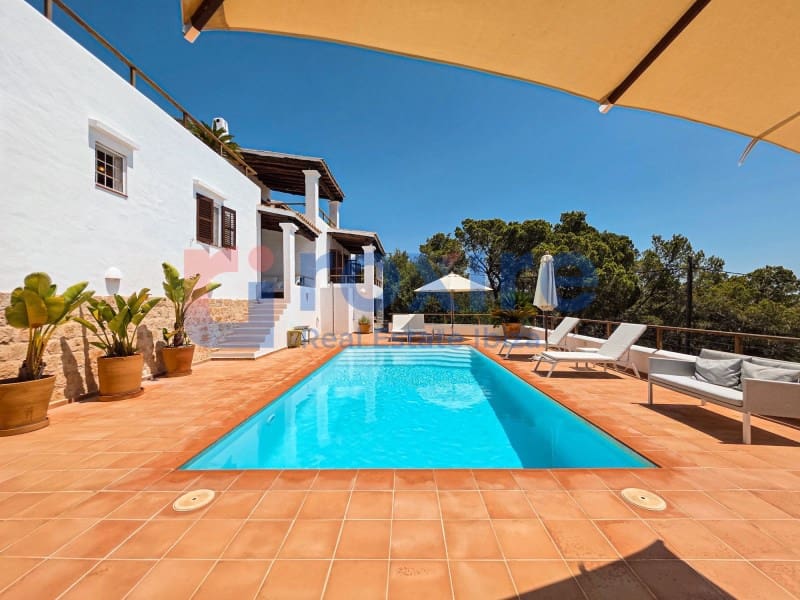 Villa/Maison de 6 chambres à louer à Es Cubells avec piscine - 12 000 € (Ref: 9778037)