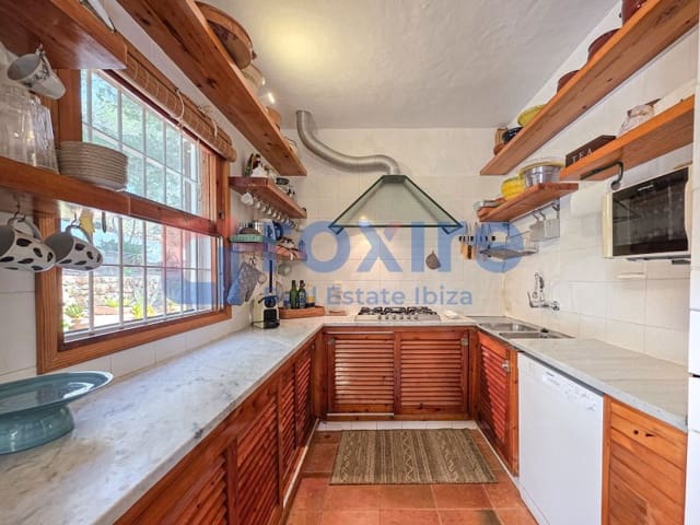 Villa/Maison de 6 chambres à louer à Es Cubells, San Jose / Sant Josep de Sa Talaia - 12 000 € (Ref: 9778037)