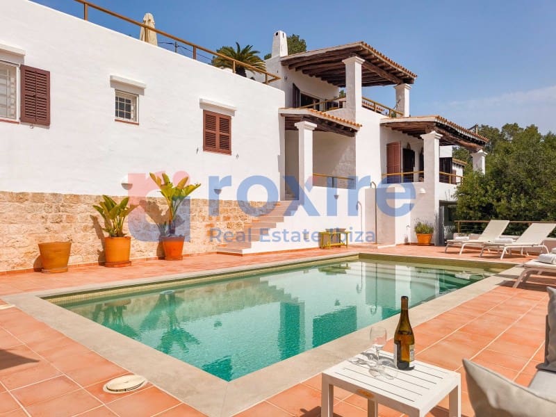 6 bedroom Villa for rent in Es Cubells with pool - € 12,000 (Ref: 9778037)