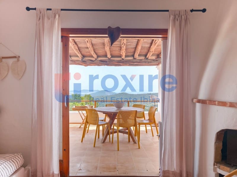 6 slaapkamer Villa te huur in Es Cubells met zwembad - € 12.000 (Ref: 9778037)