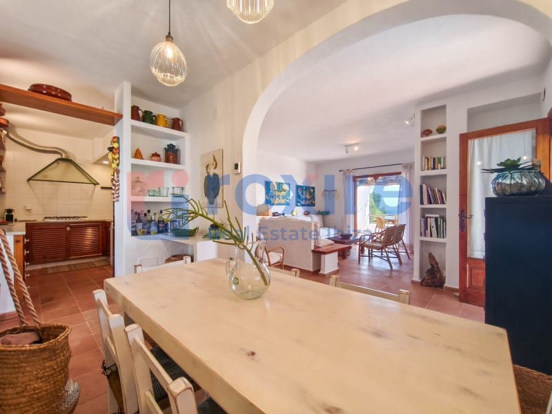 6 slaapkamer Villa te huur in Es Cubells met zwembad - € 12.000 (Ref: 9778037)