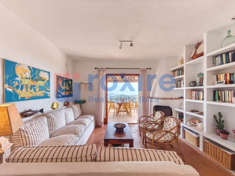 6 slaapkamer Villa te huur in Es Cubells met zwembad - € 12.000 (Ref: 9778037)