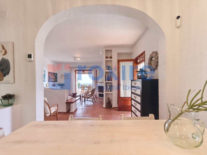 6 slaapkamer Villa te huur in Es Cubells met zwembad - € 12.000 (Ref: 9778037)