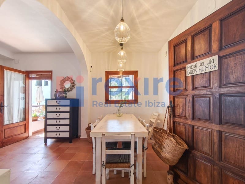 6 slaapkamer Villa te huur in Es Cubells met zwembad - € 12.000 (Ref: 9778037)