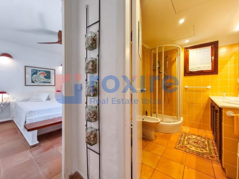 6 slaapkamer Villa te huur in Es Cubells met zwembad - € 12.000 (Ref: 9778037)
