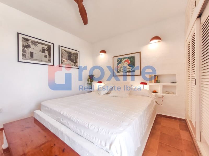 6 slaapkamer Villa te huur in Es Cubells met zwembad - € 12.000 (Ref: 9778037)