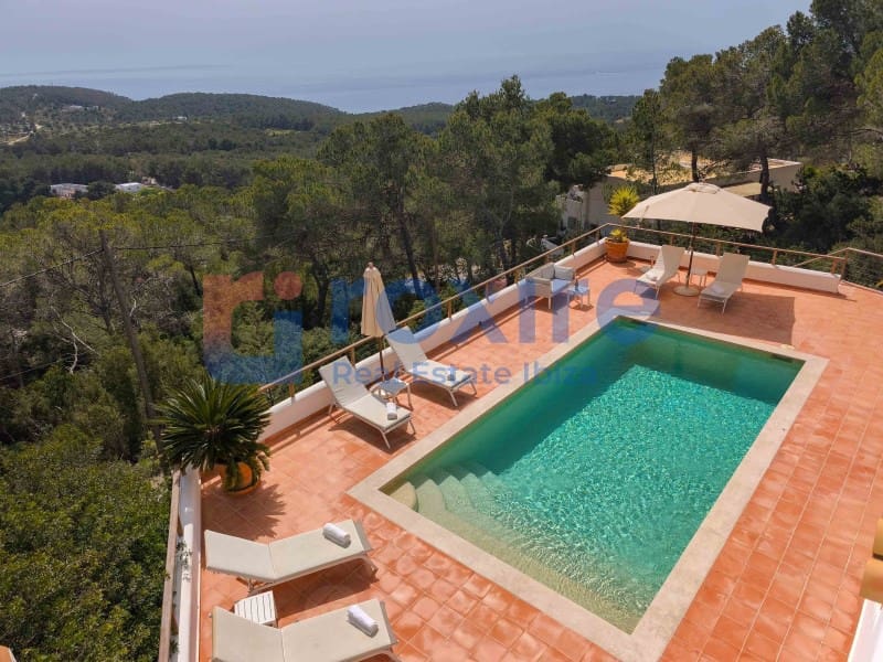 6 slaapkamer Villa te huur in Es Cubells met zwembad - € 12.000 (Ref: 9778037)