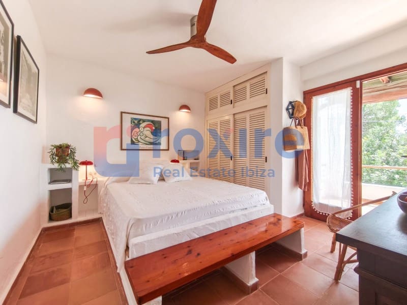 6 slaapkamer Villa te huur in Es Cubells met zwembad - € 12.000 (Ref: 9778037)