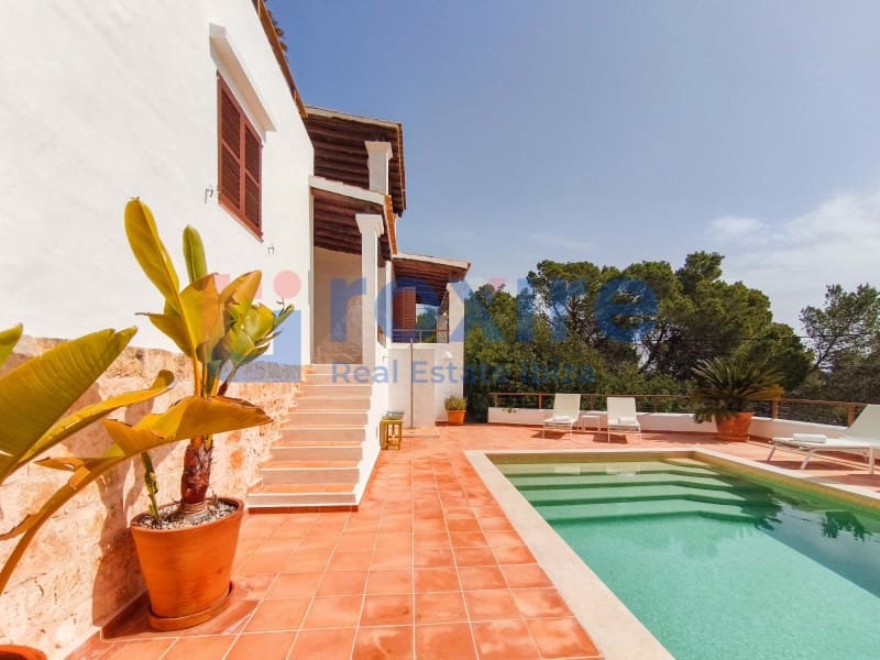 6 slaapkamer Villa te huur in Es Cubells met zwembad - € 12.000 (Ref: 9778037)