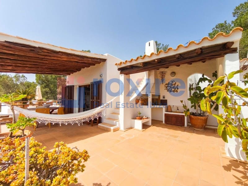 6 slaapkamer Villa te huur in Es Cubells met zwembad - € 12.000 (Ref: 9778037)