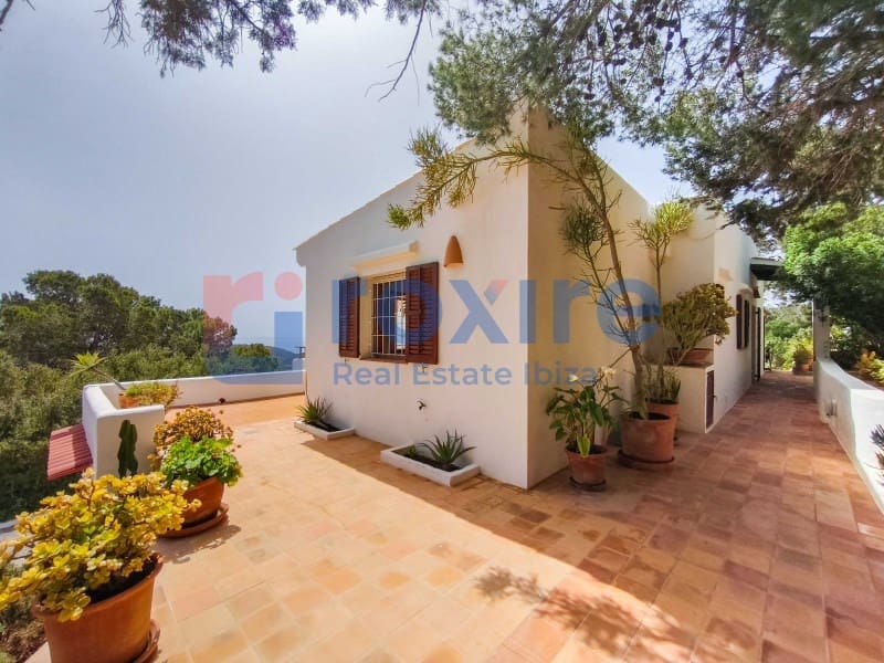 6 slaapkamer Villa te huur in Es Cubells met zwembad - € 12.000 (Ref: 9778037)