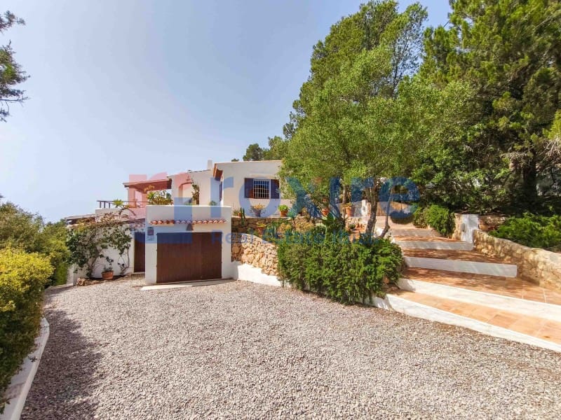 6 slaapkamer Villa te huur in Es Cubells met zwembad - € 12.000 (Ref: 9778037)