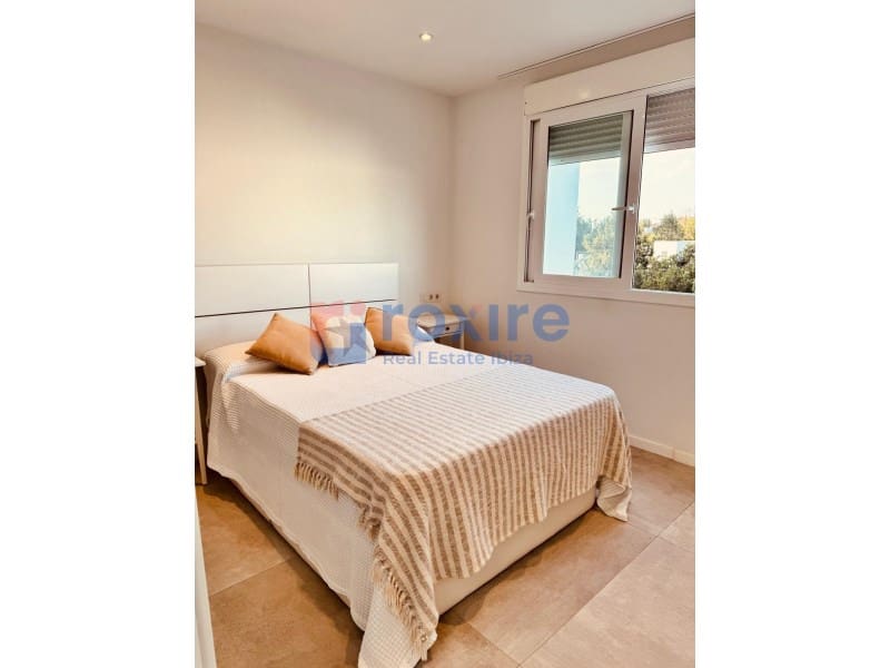 Apartamento de 2 habitaciones en Sant Agusti des Vedra en alquiler con piscina garaje - 3.200 € (Ref: 9849632)